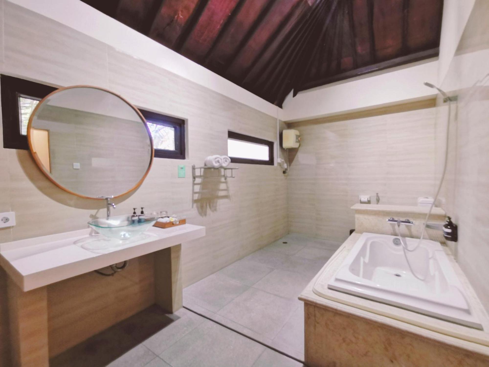 Kumpul Kumpul Villa Seminyak - Chse Certified Номер фото